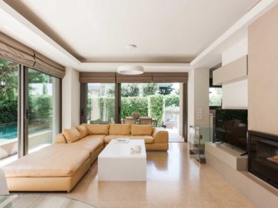 Luxury apartment with pool in Glyfada with private garden