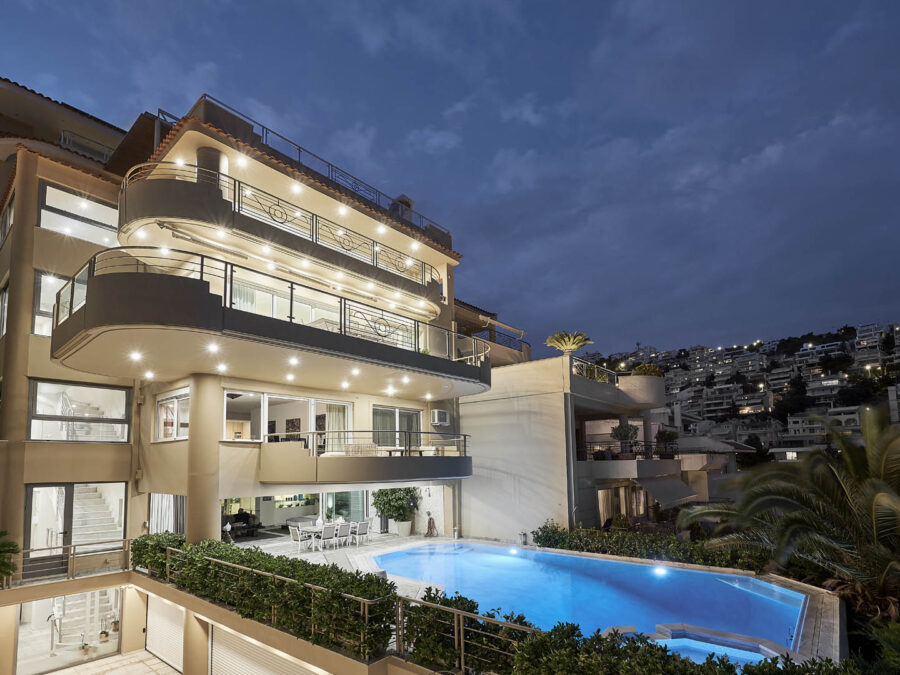 Voula Seaside Apartments